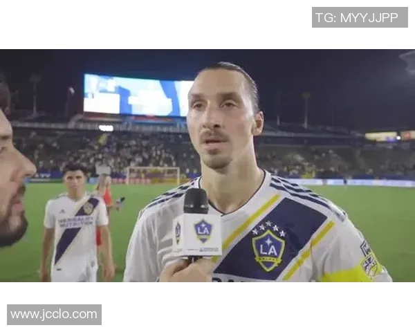 足球明星脚法技艺之巅的传奇球员们盘点与分析